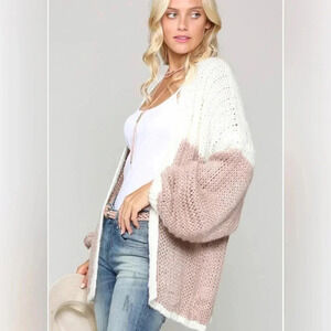 🆕 Kyemi pink & white crochet chunky sweater SZ LG
